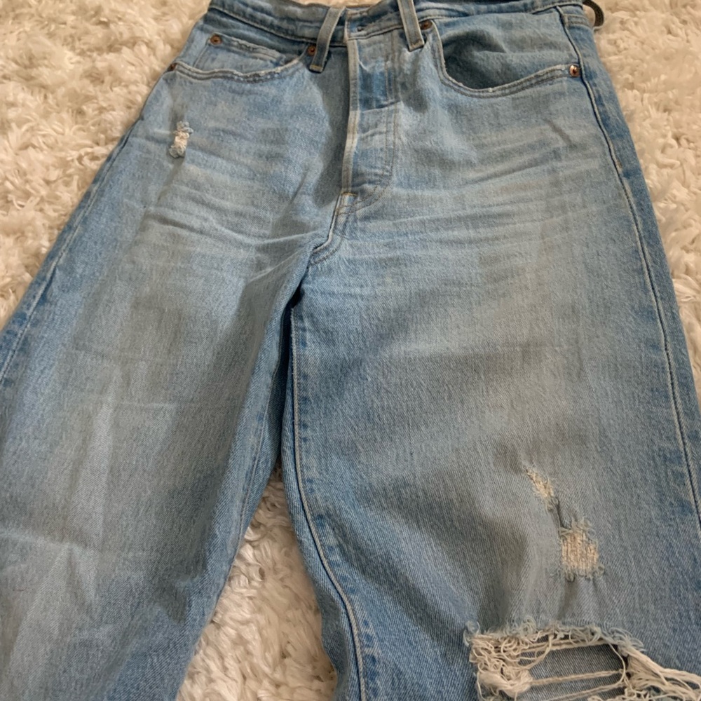 Levi’s Ribcage Light Wash Boyfriend Jeans